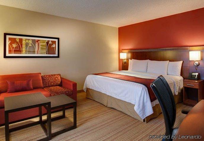 Courtyard Dallas Dfw Airport South/Irving Room photo